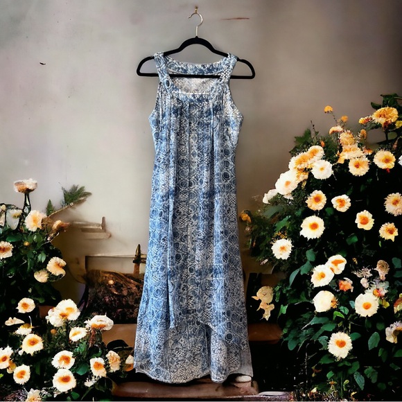 L’Atelier Blue & White Geometric Floral Print Sleeveless Hi-Low Dress - Picture 4 of 16